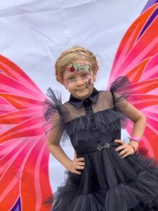 Milujsmějsežij - Den princezen, malování na obličej, květinky, berušky