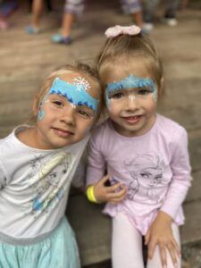 Milujsmějsežij - firemní akce, eltní dětská oslava, malování na obličej, princezny, Frozen