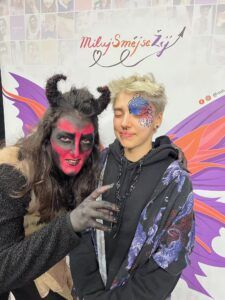 Milujsmějsežij - mikulášská, čert, malování na obličej, festival