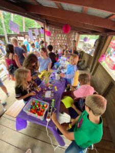 Milujsmějsežij - workshop, tábor, oslava, tvoření